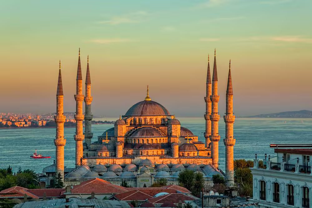 Circuit cu Autocarul: Istanbul – Răscrucea imperiilor, între Europa și Asia! 🇹🇷