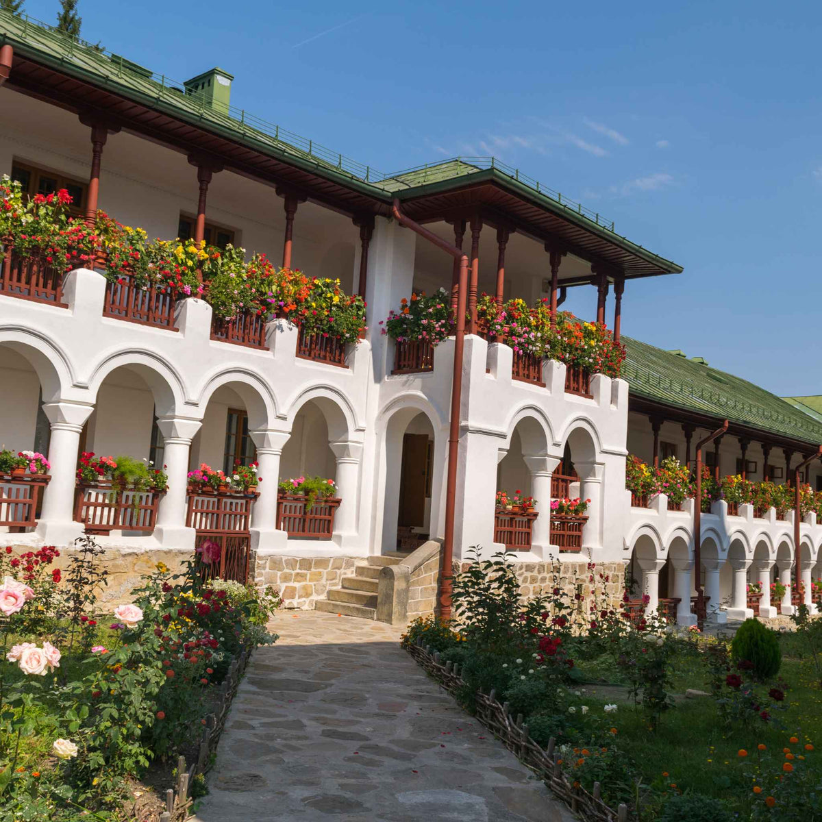 3 Zile în Bucovina: Pe urmele istoriei, între Sfinți zugrăviți și meșteri populari